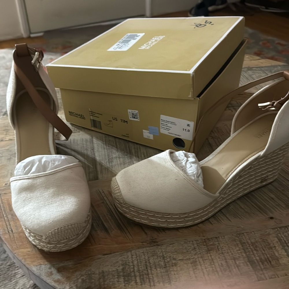 New Michael Kors wedge